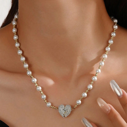 💖 Den perfekta presenten för kärlek och elegans - Magnetiskt pärlhalsband med hjärta 💖
